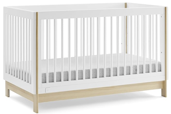 Baby bassinet, crib or bed - what should you buy for each age?
